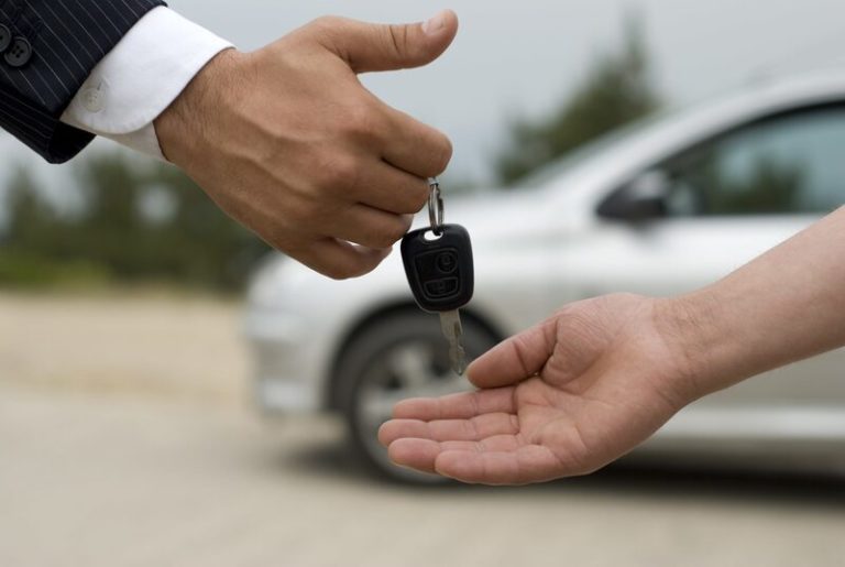 can you be charged with theft for not returning a rental car
